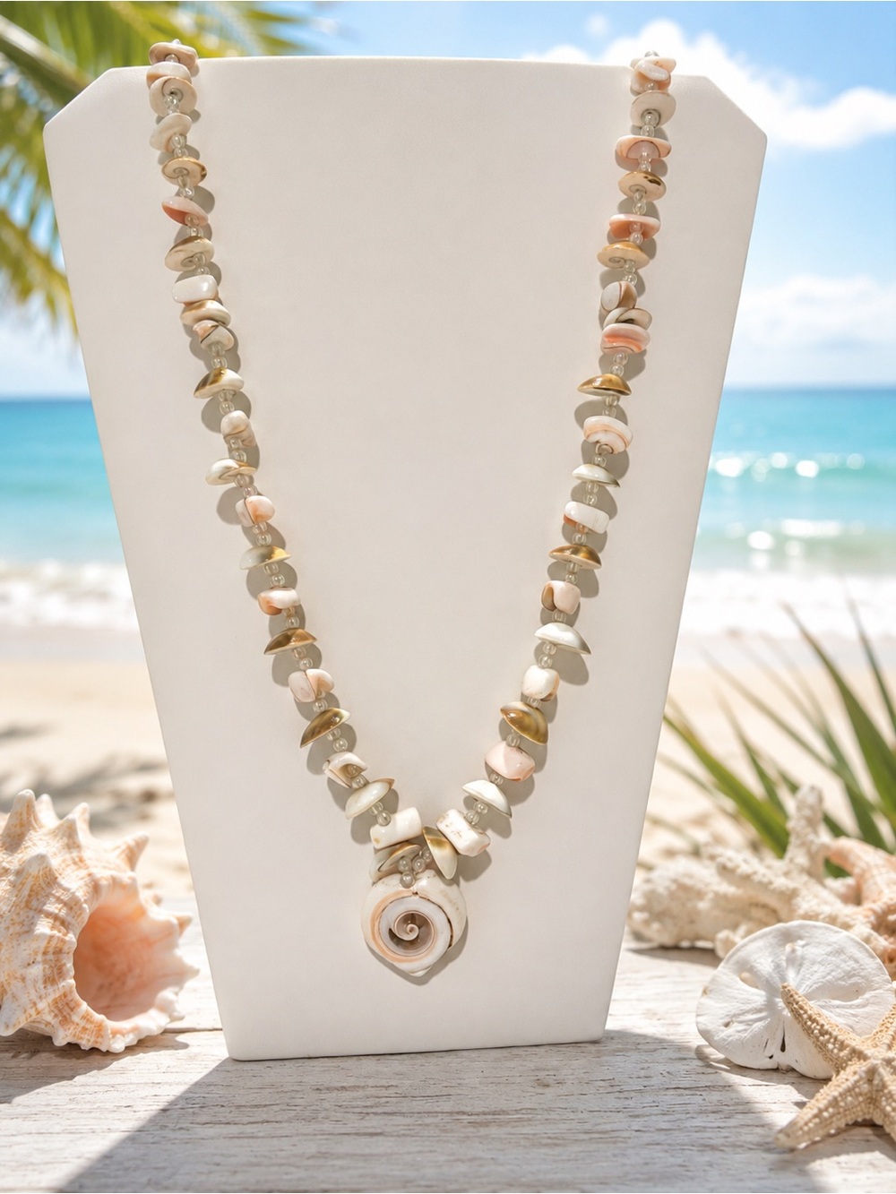 Shell Necklace w/Heart Pendant